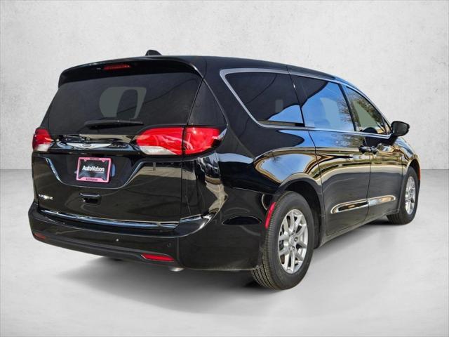 2026 Chrysler Voyager VOYAGER LX