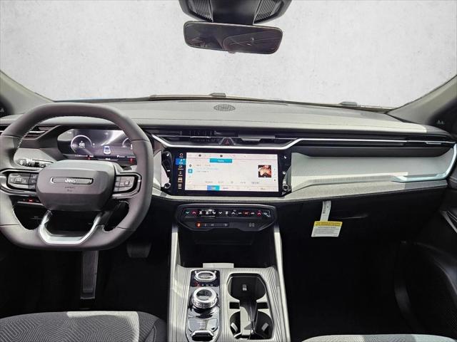 2026 Jeep Cherokee Laredo 4x4