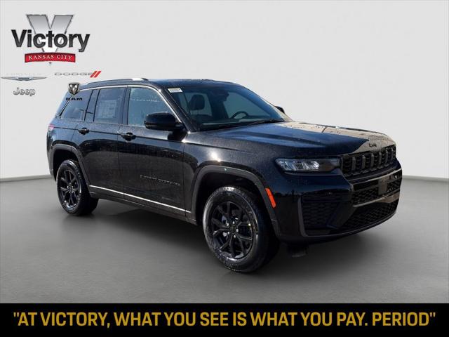 2026 Jeep Grand Cherokee GRAND CHEROKEE LAREDO ALTITUDE 4X4