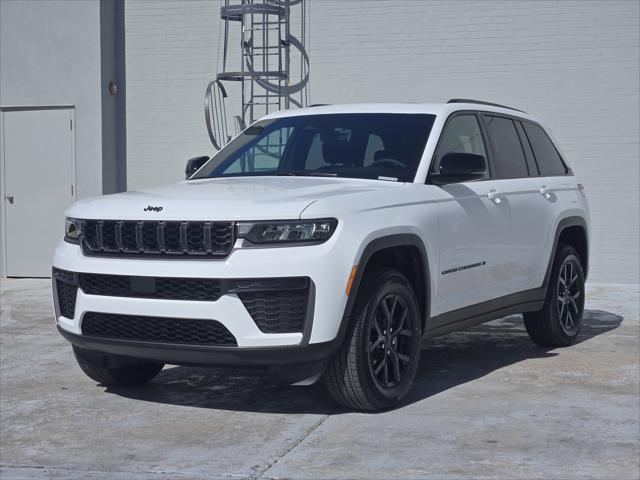 2026 Jeep Grand Cherokee GRAND CHEROKEE LAREDO ALTITUDE 4X4
