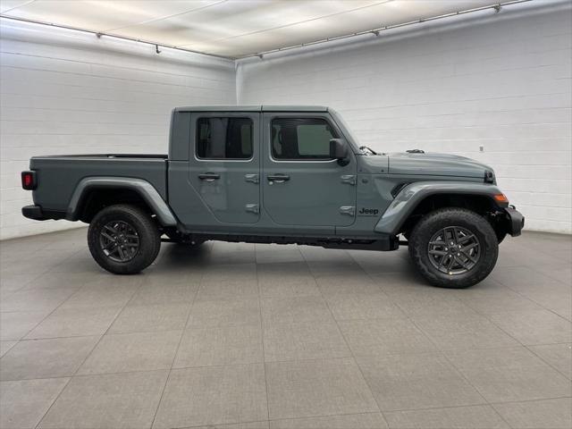 2026 Jeep Gladiator GLADIATOR SPORT S 4X4 2026 Jeep Gladiator GLADIATOR SPORT S 4X4