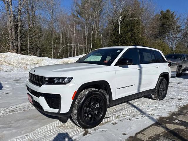 2026 Jeep Grand Cherokee GRAND CHEROKEE LAREDO ALTITUDE 4X4