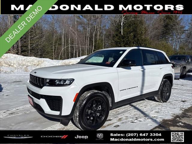 2026 Jeep Grand Cherokee GRAND CHEROKEE LAREDO ALTITUDE 4X4