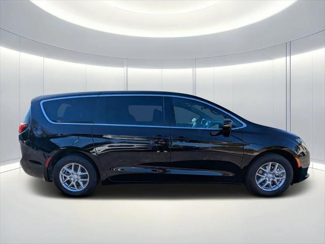 2026 Chrysler Voyager VOYAGER LX