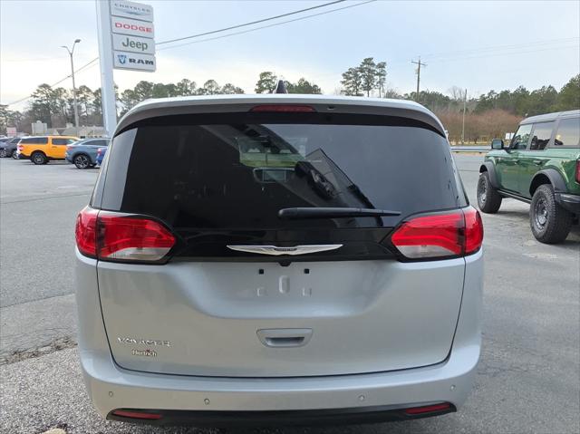 2026 Chrysler Voyager LX