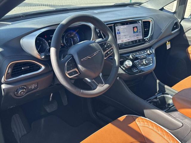 2026 Chrysler Pacifica PACIFICA PINNACLE