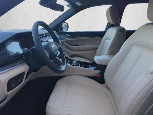 2026 Jeep Grand Cherokee GRAND CHEROKEE LIMITED 4X2 2026 Jeep Grand Cherokee GRAND CHEROKEE LIMITED 4X2