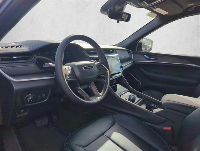 2026 Jeep Grand Cherokee Limited 4x2