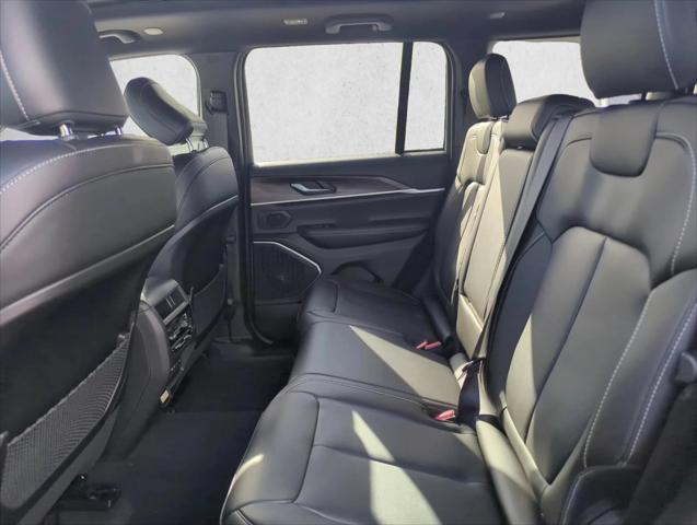 2026 Jeep Grand Cherokee Limited 4x2