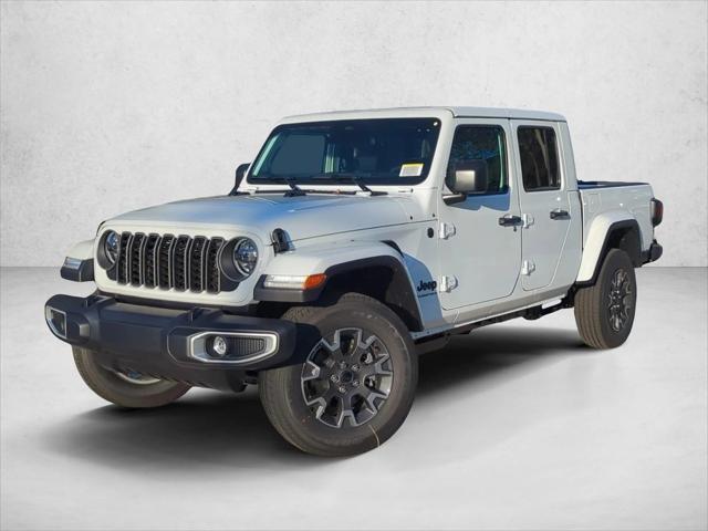 2026 Jeep Gladiator GLADIATOR SAHARA 4X4
