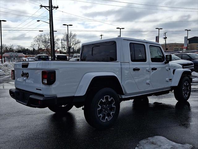 2026 Jeep Gladiator GLADIATOR SAHARA 4X4