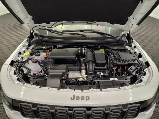 2026 Jeep Cherokee Laredo 4x4