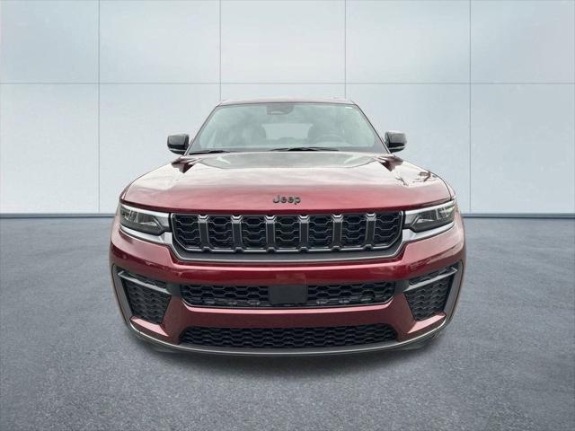 2026 Jeep Grand Cherokee GRAND CHEROKEE LAREDO ALTITUDE 4X4 2026 Jeep Grand Cherokee GRAND CHEROKEE LAREDO ALTITUDE 4X4