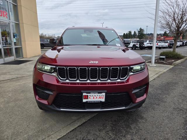2026 Jeep Grand Cherokee GRAND CHEROKEE LAREDO X 4X4