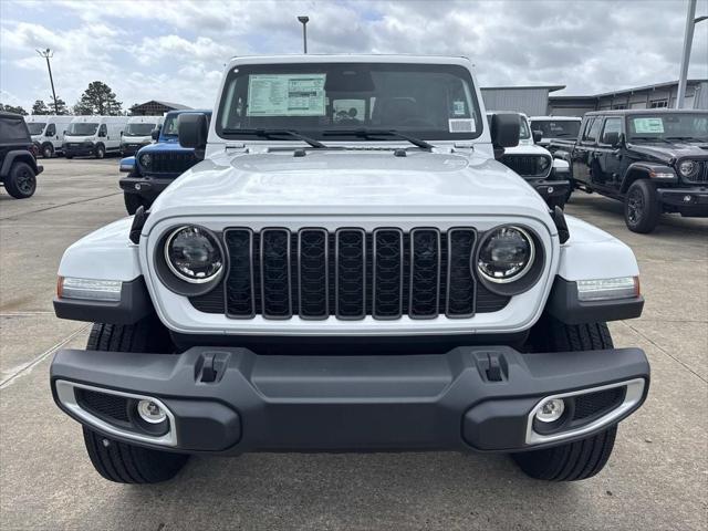 2026 Jeep Gladiator GLADIATOR SAHARA 4X4