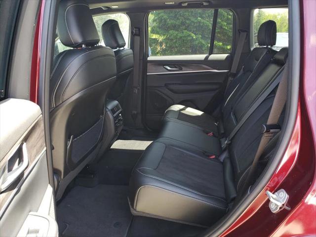 2026 Jeep Grand Cherokee Altitude 4x4
