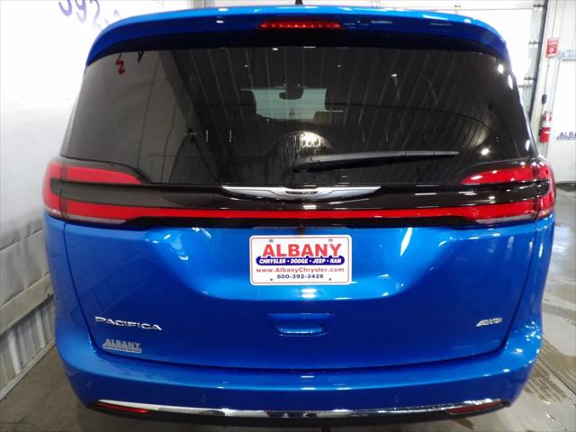 2026 Chrysler Pacifica Select AWD