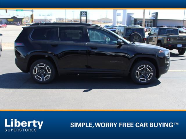 2026 Jeep Cherokee CHEROKEE LAREDO 4X4
