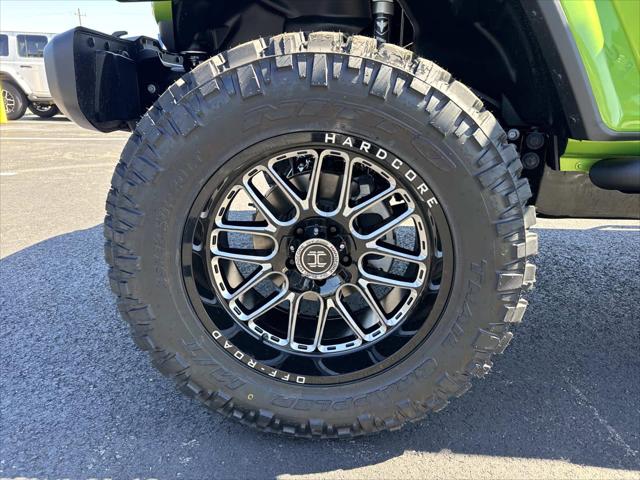 2026 Jeep Gladiator GLADIATOR SAHARA 4X4