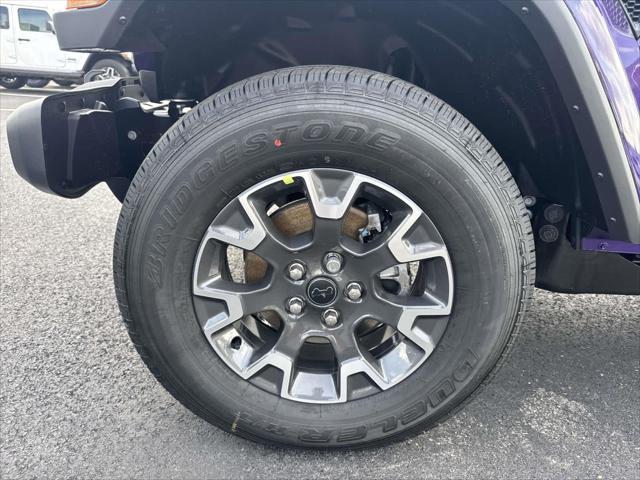 2026 Jeep Gladiator GLADIATOR SAHARA 4X4