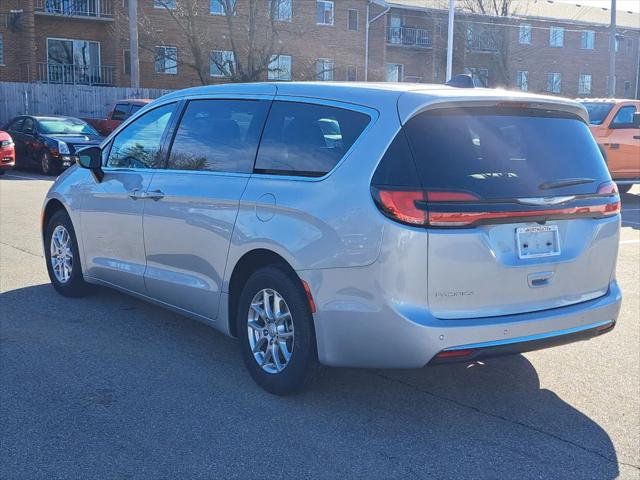 2026 Chrysler Pacifica PACIFICA SELECT