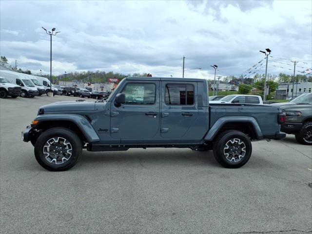 2026 Jeep Gladiator GLADIATOR SAHARA 4X4