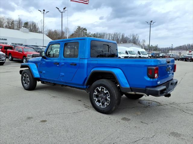 2026 Jeep Gladiator GLADIATOR SAHARA 4X4