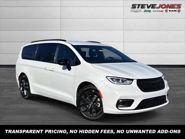 2026 Chrysler Pacifica PACIFICA SELECT