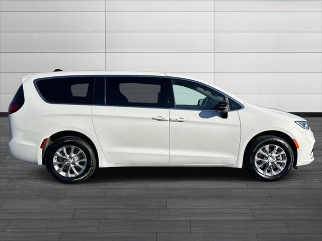 2026 Chrysler Pacifica PACIFICA LIMITED AWD