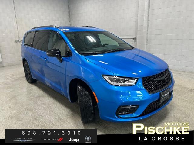 2026 Chrysler Pacifica PACIFICA SELECT AWD