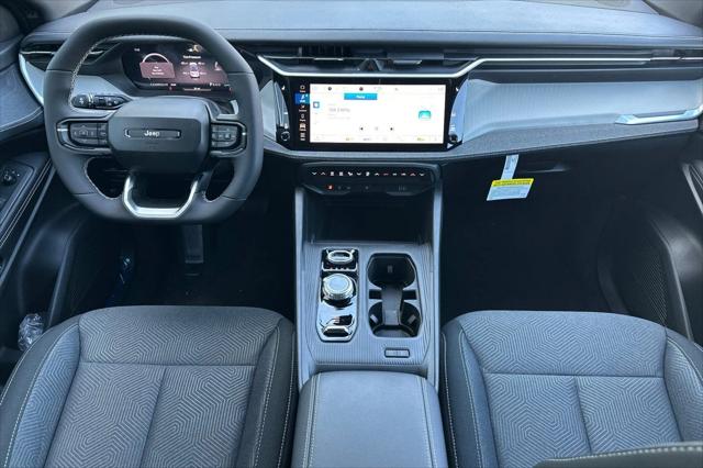 2026 Jeep Cherokee Laredo 4x4