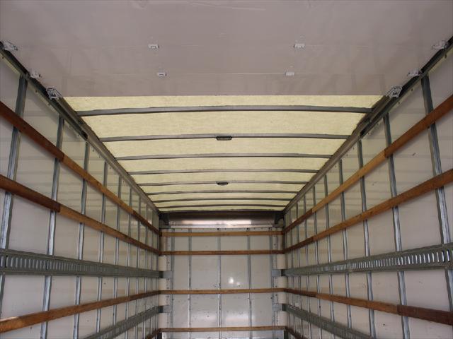 2025 Isuzu FTR Unknown