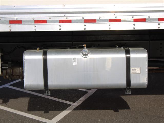 2025 Isuzu FTR Unknown