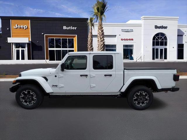 2026 Jeep Gladiator GLADIATOR SAHARA 4X4