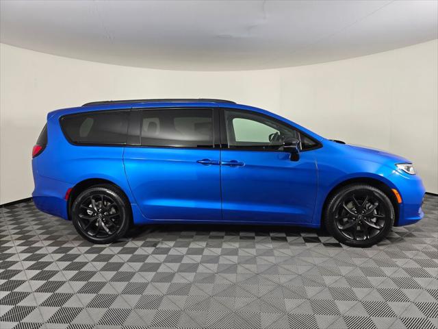 2026 Chrysler Pacifica PACIFICA SELECT AWD 2026 Chrysler Pacifica PACIFICA SELECT AWD