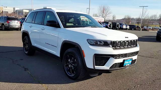 2026 Jeep Grand Cherokee GRAND CHEROKEE LAREDO ALTITUDE 4X4