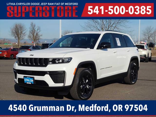 2026 Jeep Grand Cherokee GRAND CHEROKEE LAREDO ALTITUDE 4X4 2026 Jeep Grand Cherokee GRAND CHEROKEE LAREDO ALTITUDE 4X4