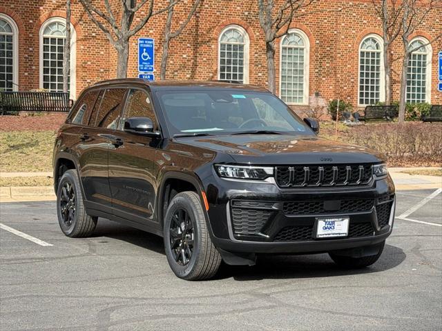 2026 Jeep Grand Cherokee GRAND CHEROKEE LAREDO ALTITUDE 4X4 2026 Jeep Grand Cherokee GRAND CHEROKEE LAREDO ALTITUDE 4X4