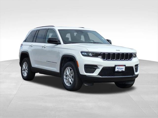 2026 Jeep Grand Cherokee GRAND CHEROKEE LAREDO X 4X4 2026 Jeep Grand Cherokee GRAND CHEROKEE LAREDO X 4X4