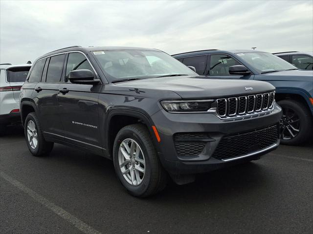 2026 Jeep Grand Cherokee GRAND CHEROKEE LAREDO X 4X4