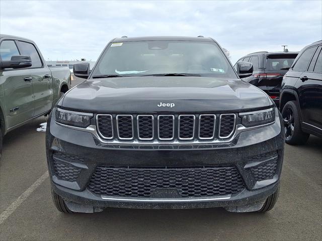 2026 Jeep Grand Cherokee GRAND CHEROKEE LAREDO X 4X4