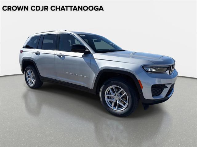 2026 Jeep Grand Cherokee GRAND CHEROKEE LAREDO 4X4