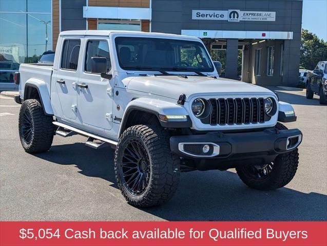 2026 Jeep Gladiator GLADIATOR SAHARA 4X4