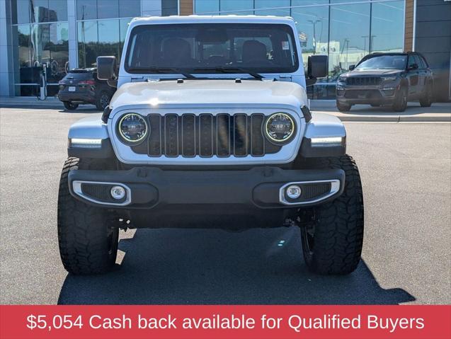 2026 Jeep Gladiator GLADIATOR SAHARA 4X4