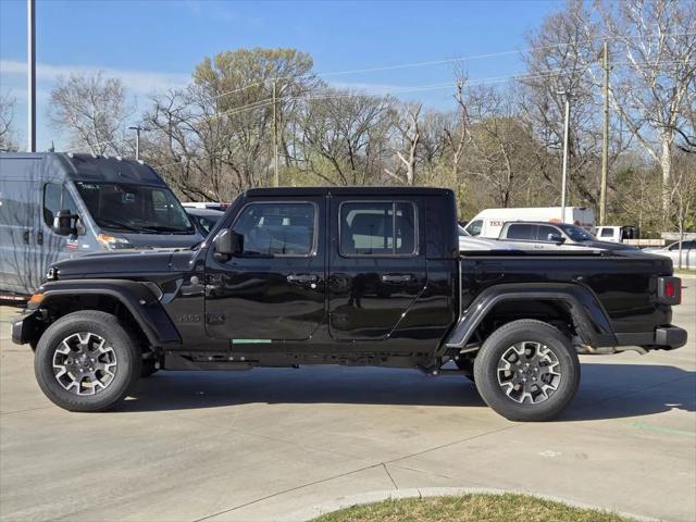 2026 Jeep Gladiator GLADIATOR SAHARA 4X4