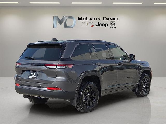 2026 Jeep Grand Cherokee Altitude 4x4