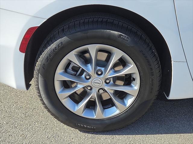 2026 Chrysler Pacifica Limited AWD