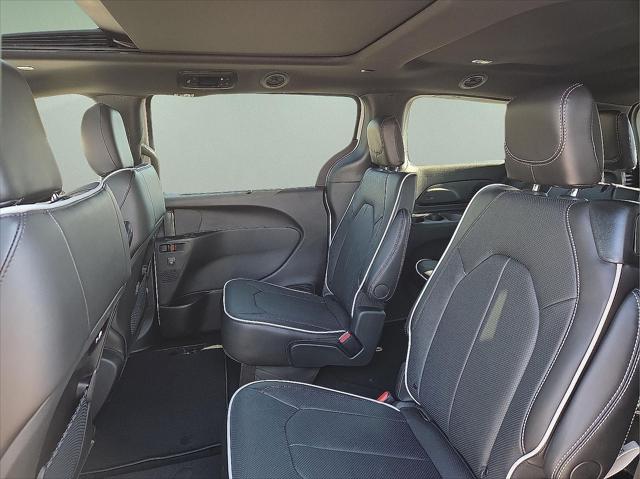 2026 Chrysler Pacifica Limited AWD