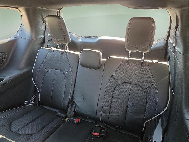 2026 Chrysler Pacifica Limited AWD