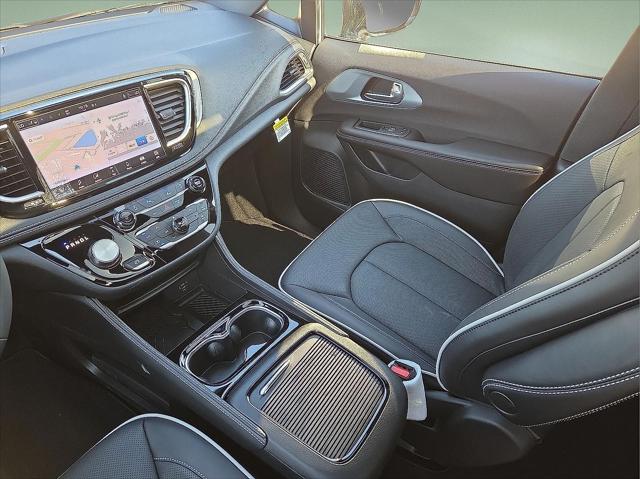 2026 Chrysler Pacifica Limited AWD